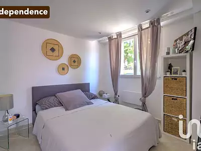 Maison, 267 m²