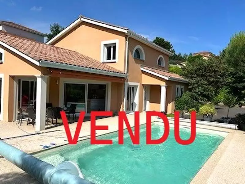 Maison, 155 m²