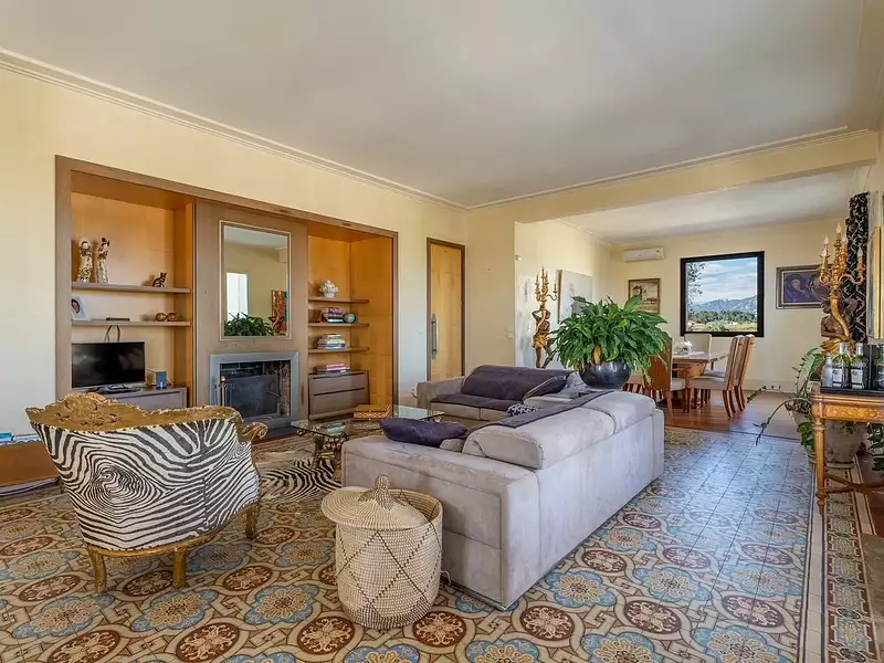 Maison, 338 m²