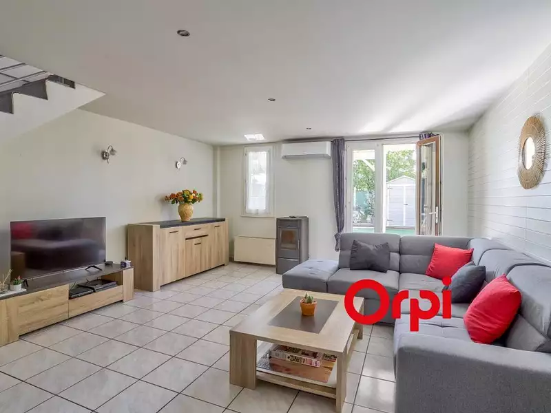 Maison, 102 m²