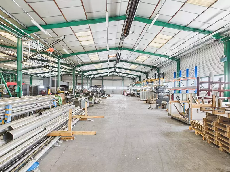 Divers, 3 745 m²