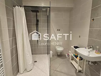 Maison, 275 m²