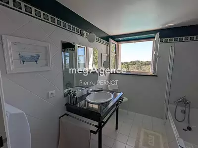 Maison, 251 m²
