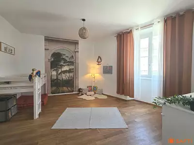 Maison, 210 m²