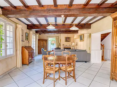 Maison, 220 m²