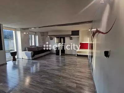 Maison, 167 m²