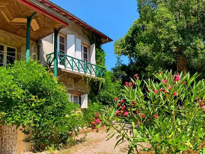 Maison, 222 m²