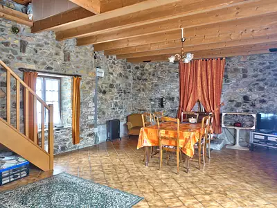 Maison, 77 m²