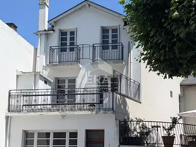 Maison, 274 m²