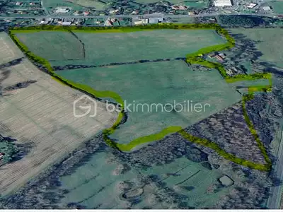 Terrain, 150 960 m²