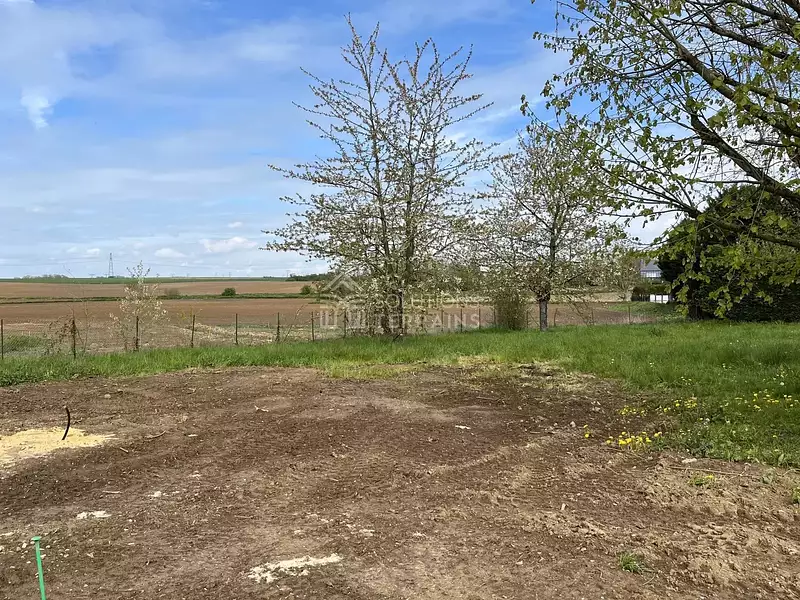 Terrain, 600 m²