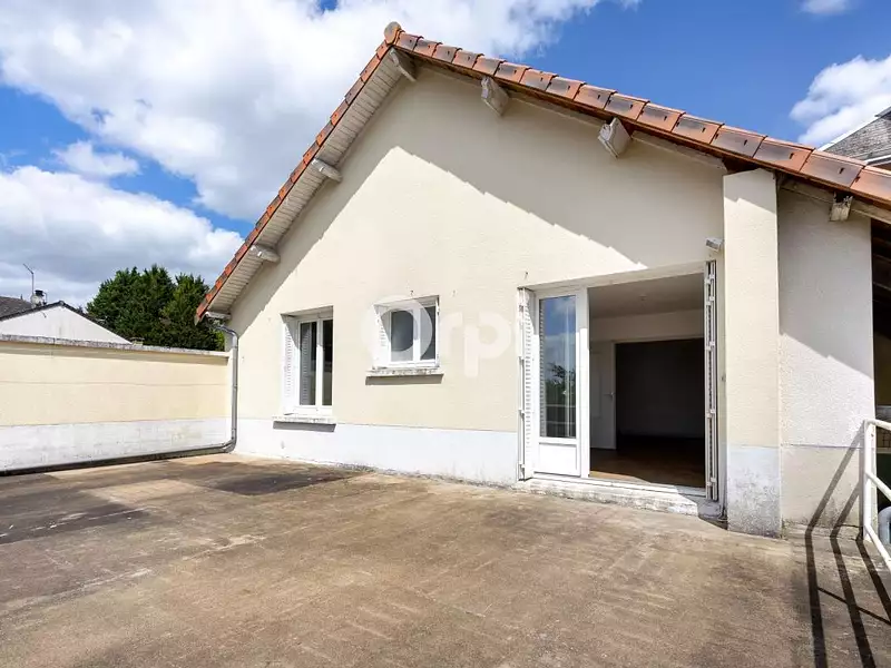 Maison, 180 m²