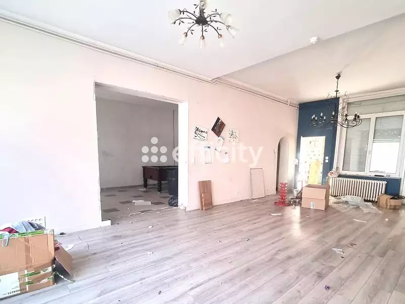 Maison, 300 m²
