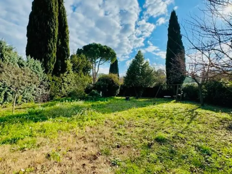 Terrain, 500 m²