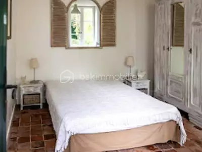 Maison, 213 m²