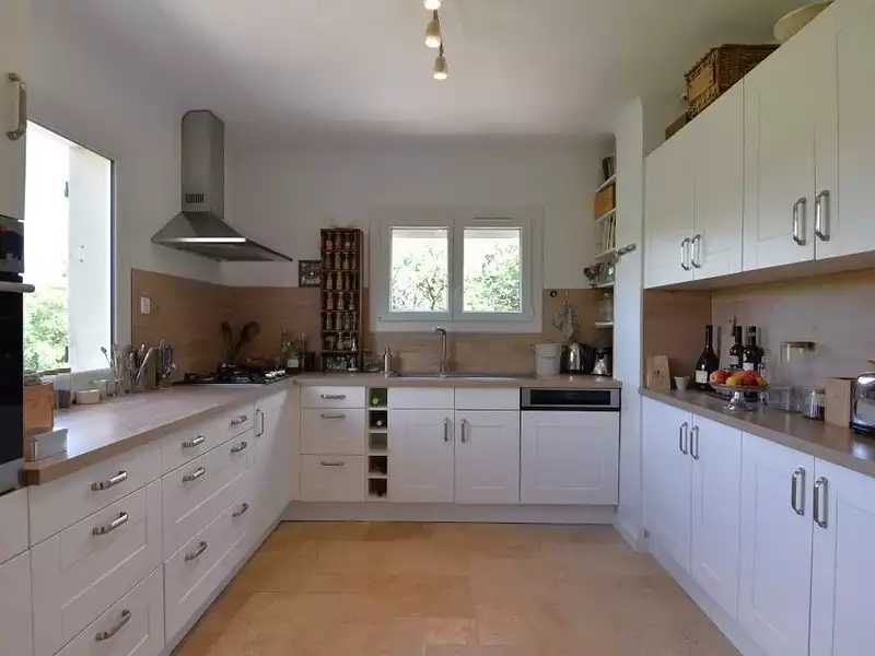 Maison, 170 m²