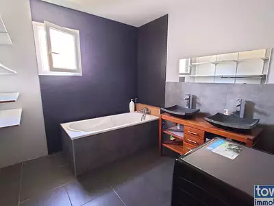 Maison, 160 m²