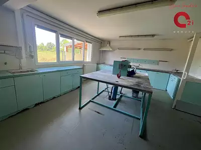Immeuble, 403 m²