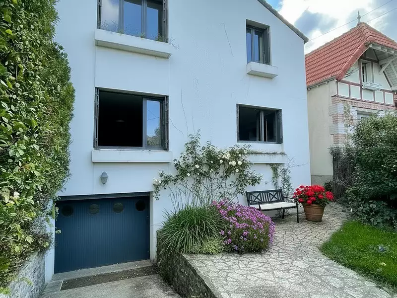 Maison, 175 m²