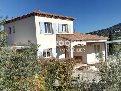 Maison, 159 m²