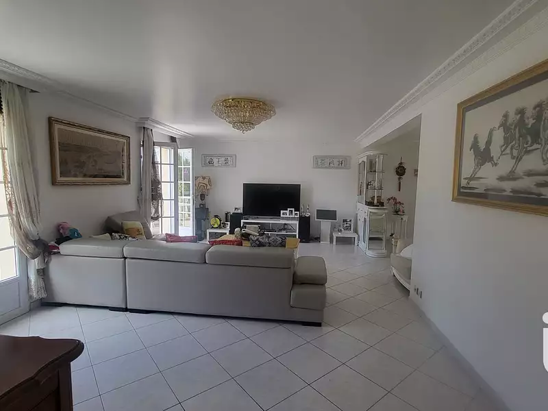 Maison, 170 m²