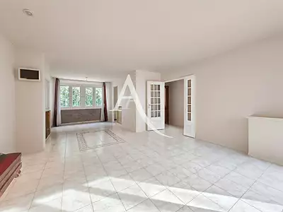 Maison, 121 m²
