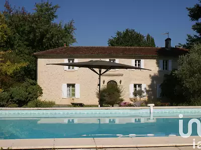 Maison, 231 m²