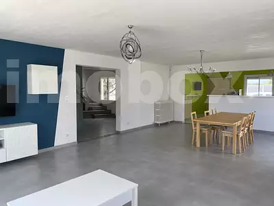 Maison, 240 m²