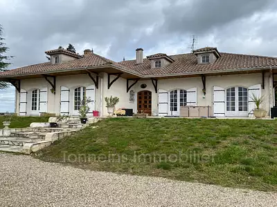 Maison, 257 m²