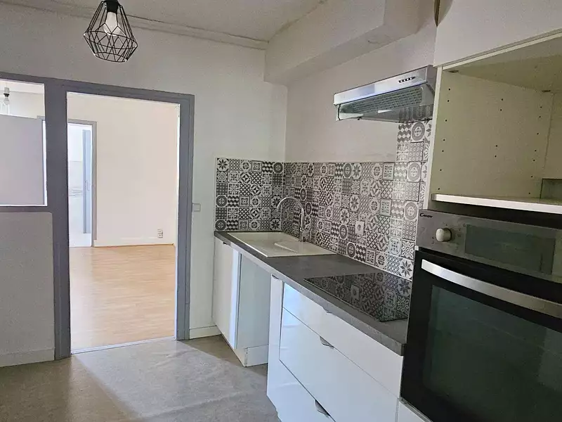 Immeuble, 300 m²