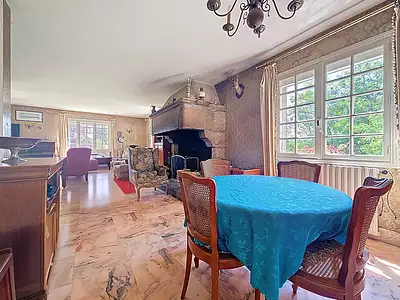 Maison, 245 m²