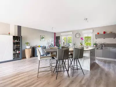 Maison, 182 m²