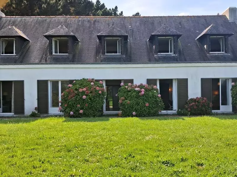 Maison, 250 m²