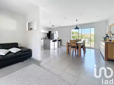 Maison, 111 m²
