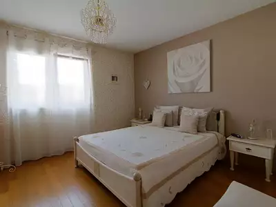 Maison, 215 m²