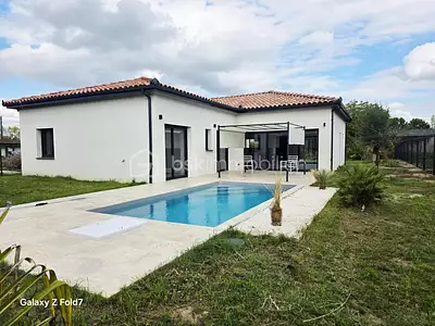 Maison, 137 m²