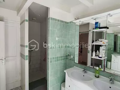 Maison, 146 m²