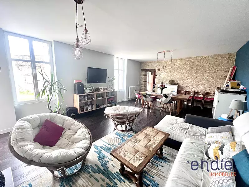 Maison, 143 m²