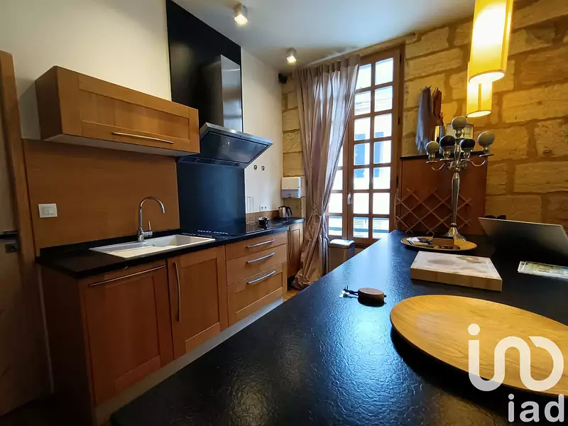 Immeuble, 180 m²