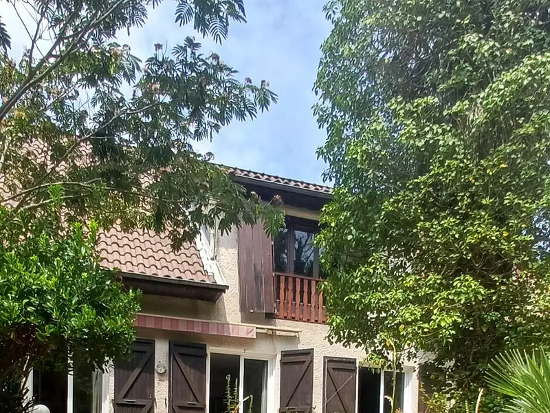 Maison, 190 m²