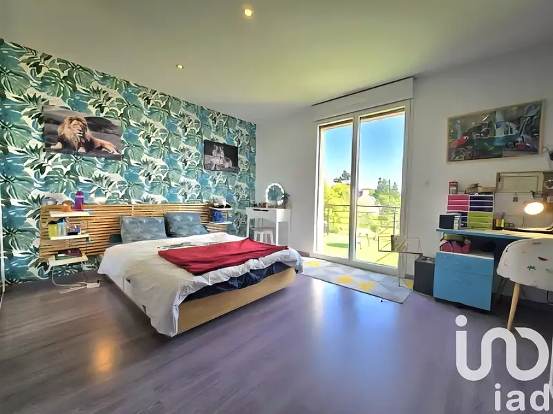 Maison, 375 m²