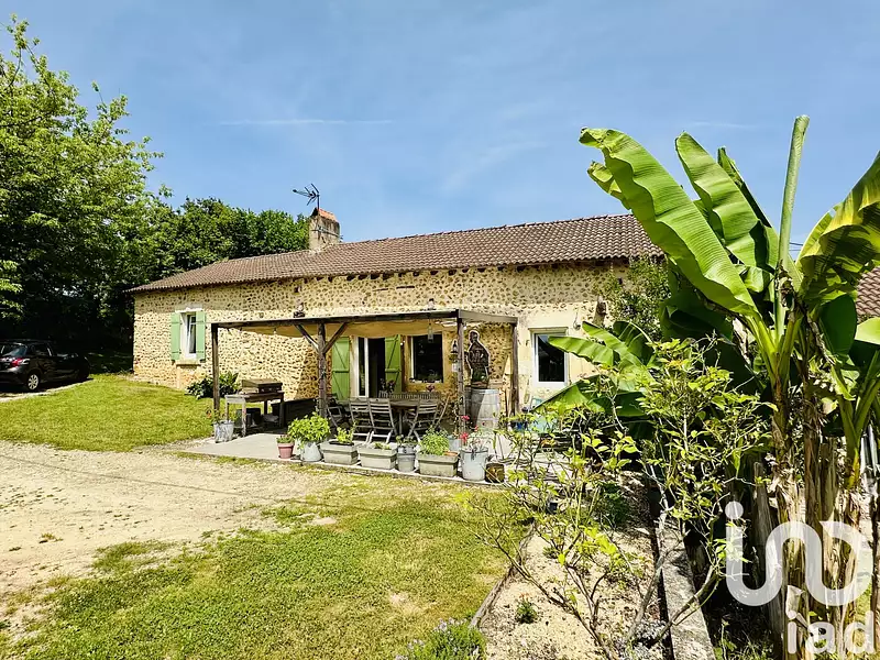 Maison, 203 m²