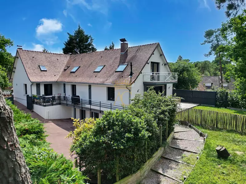 Maison, 400 m²
