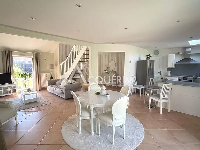 Maison, 133 m²