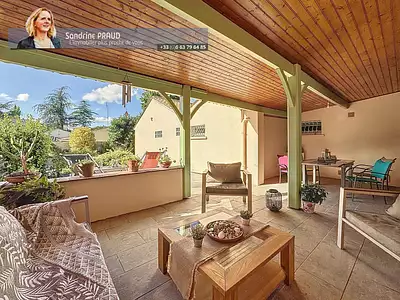 Maison, 166 m²