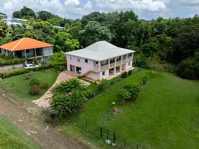 Maison, 210 m²