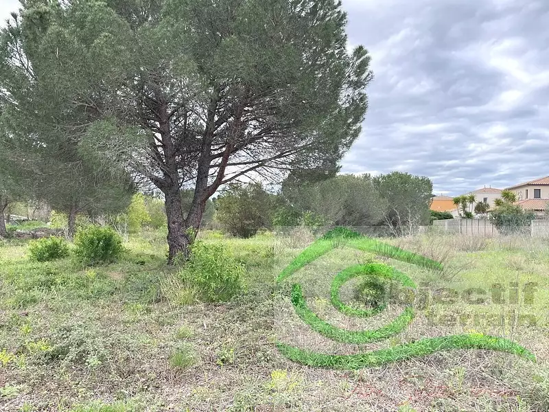 Terrain, 547 m²