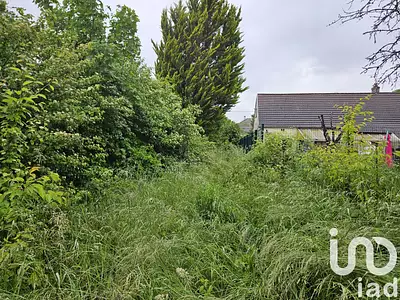 Terrain, 2 331 m²