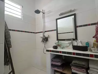 Maison, 180 m²