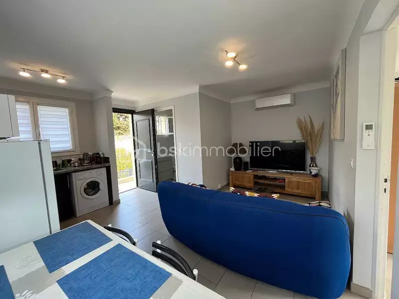 Maison, 231 m²